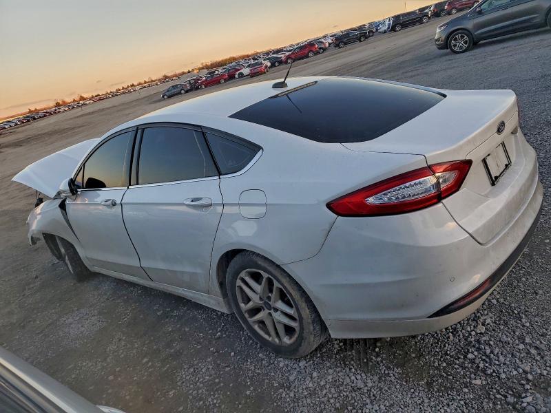 2015 Ford Fusion se