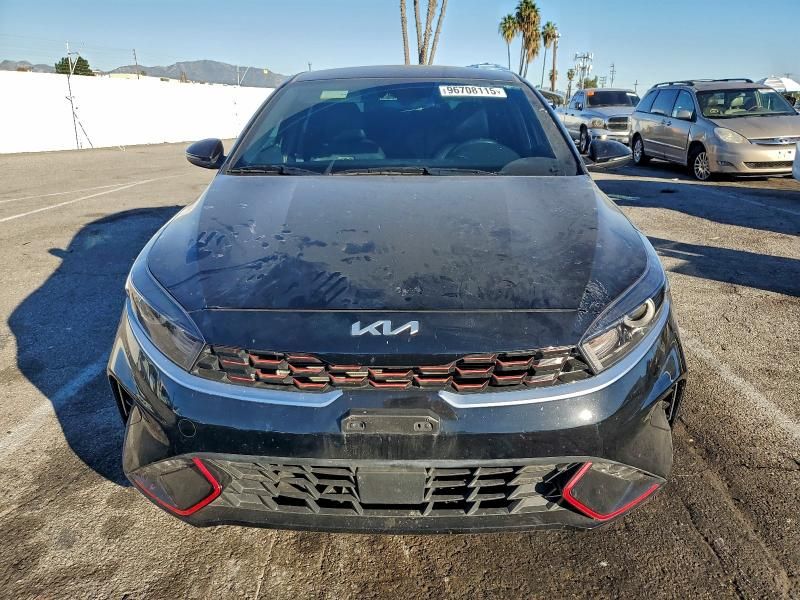 2024 KIA Forte gt Line