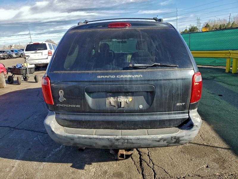 2005 Dodge Grand Caravan sxt
