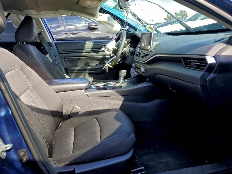 2019 Nissan Altima s