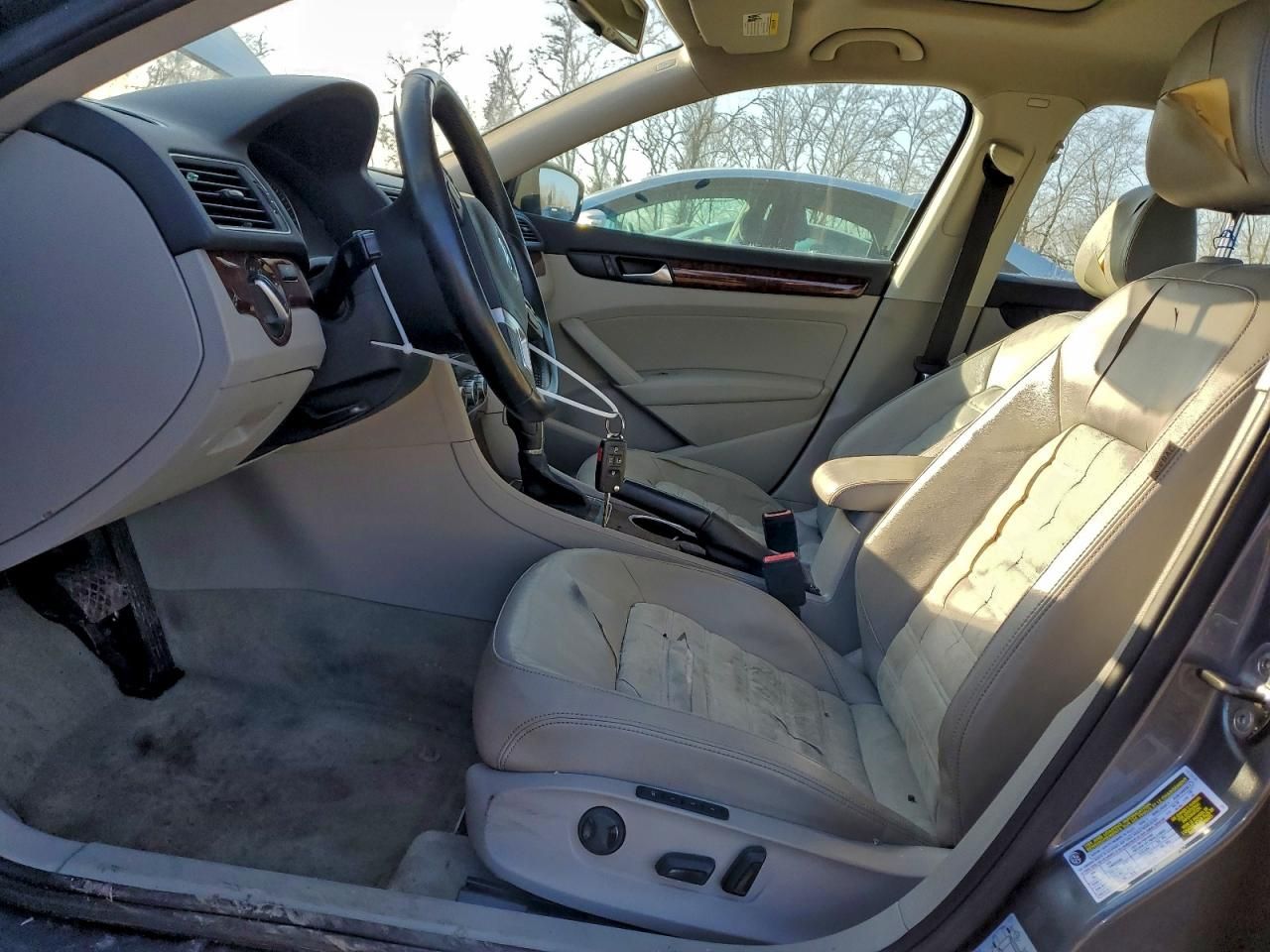 2013 Volkswagen Passat sel