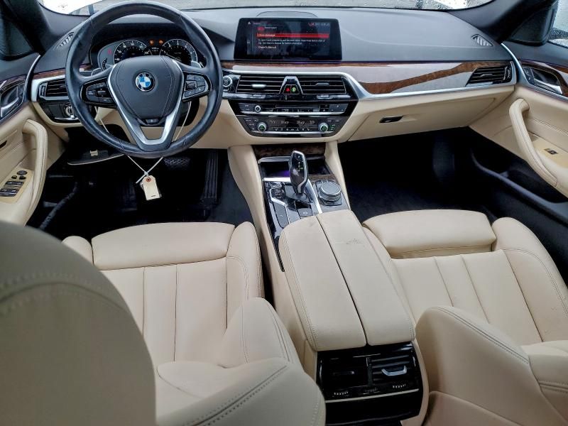 2019 BMW 530 i