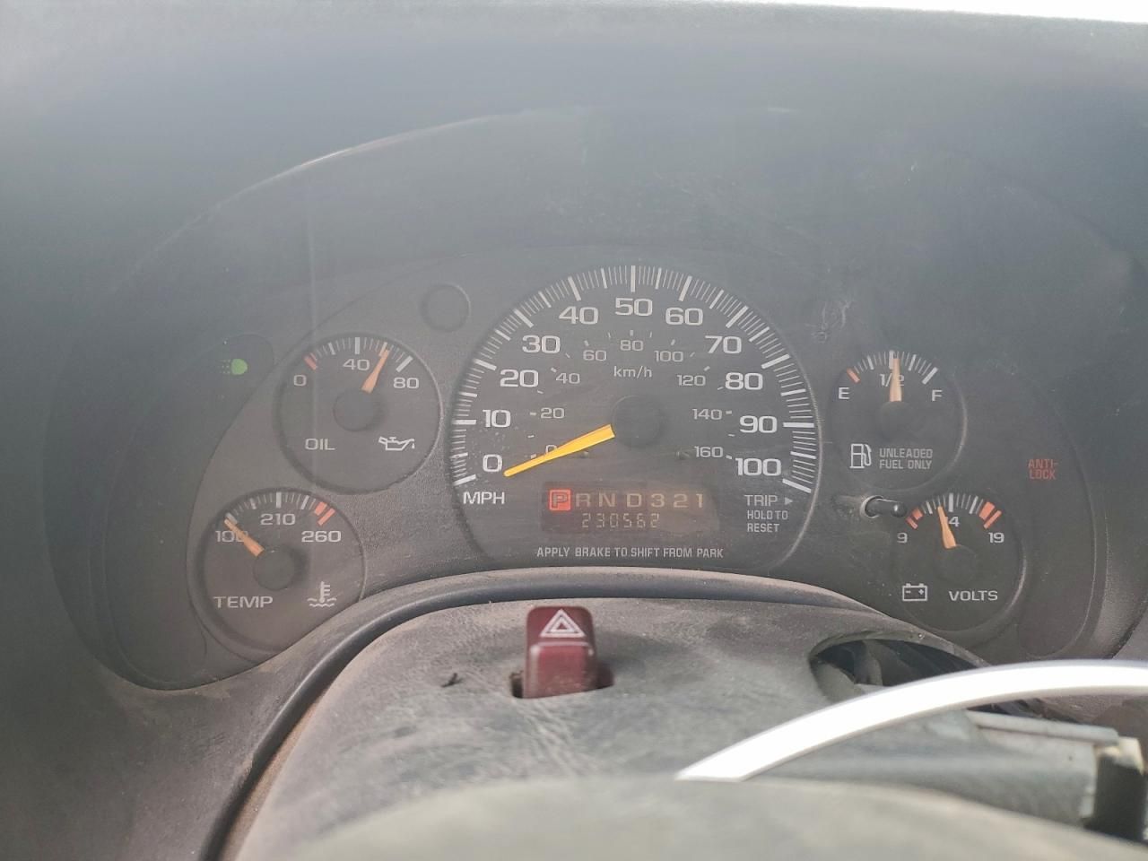 1999 Chevrolet Express G3500 BOX Truck