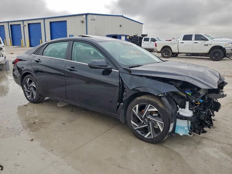 2025 Hyundai Elantra Limited