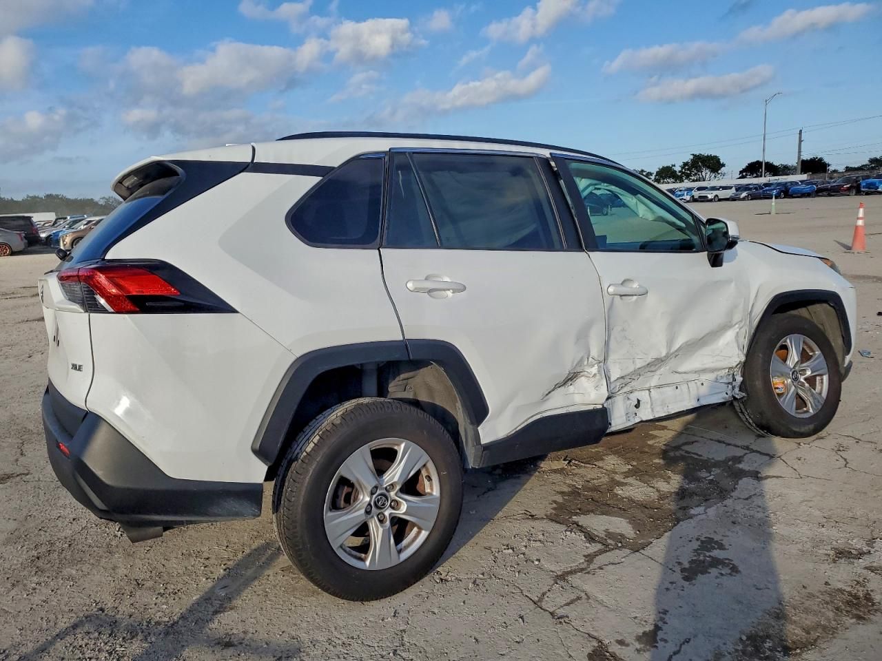 2020 Toyota Rav4 xle