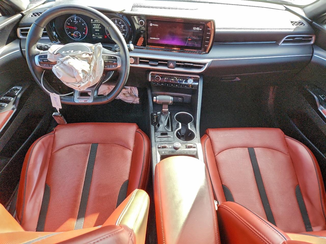 2022 KIA K5 gt Line