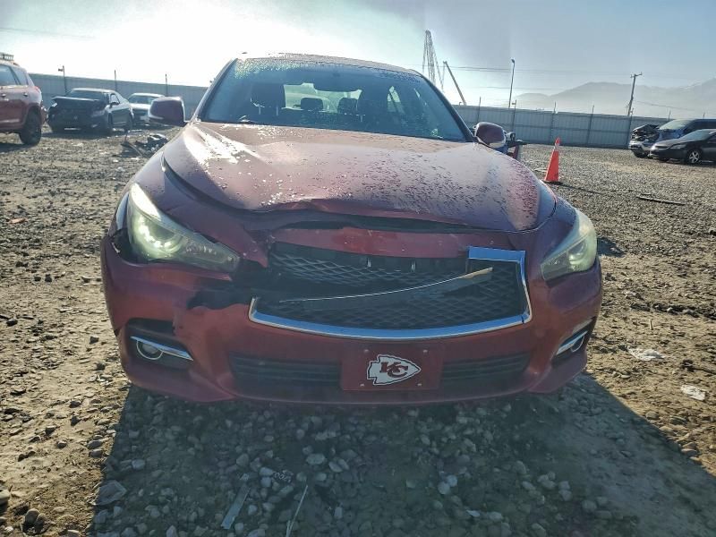2014 Infiniti Q50 Base
