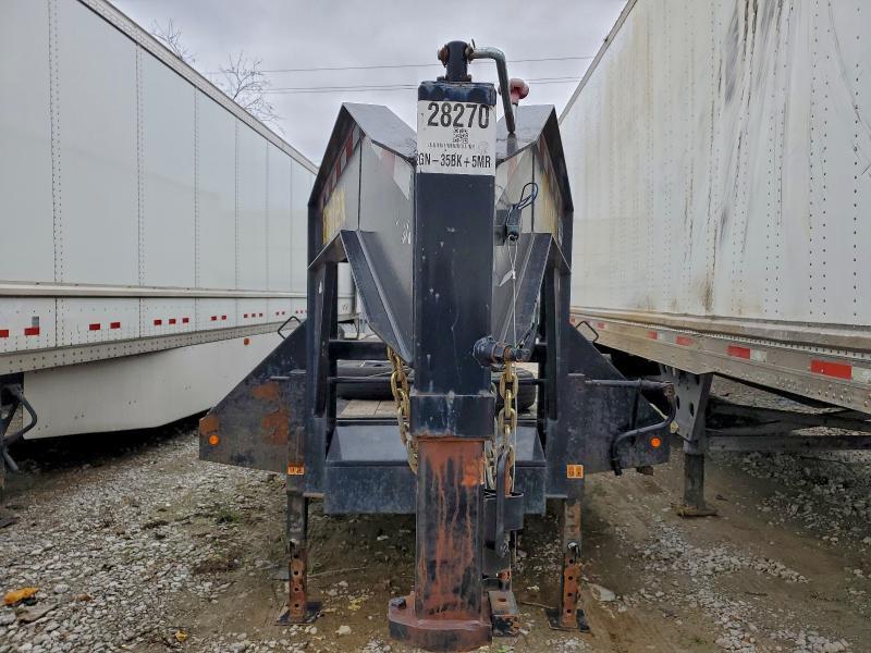 2022 Big Tex 22GN-35BK+5MR Equipment Trailer