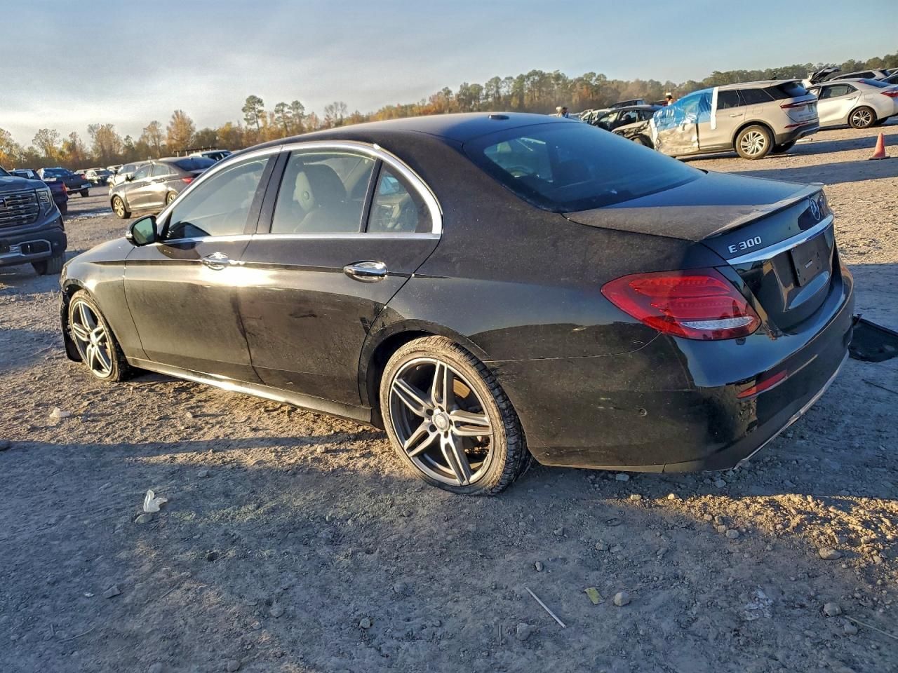 2017 Mercedes-Benz E 300