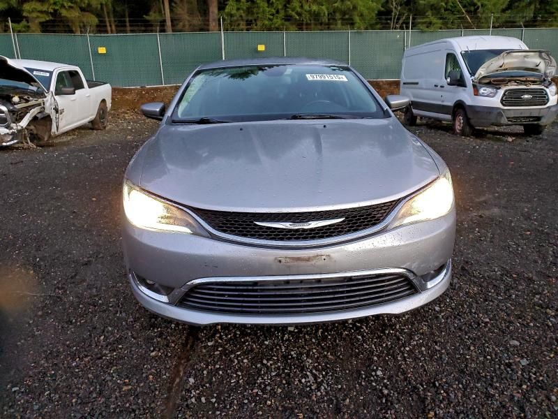 2016 Chrysler 200 Limited