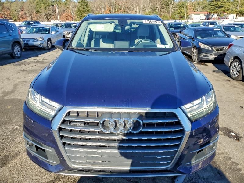 2019 Audi Q7 Prestige