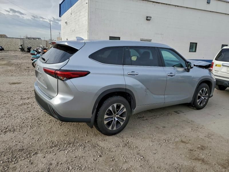 2023 Toyota Highlander l