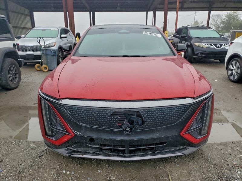 2024 Cadillac Lyriq Sport