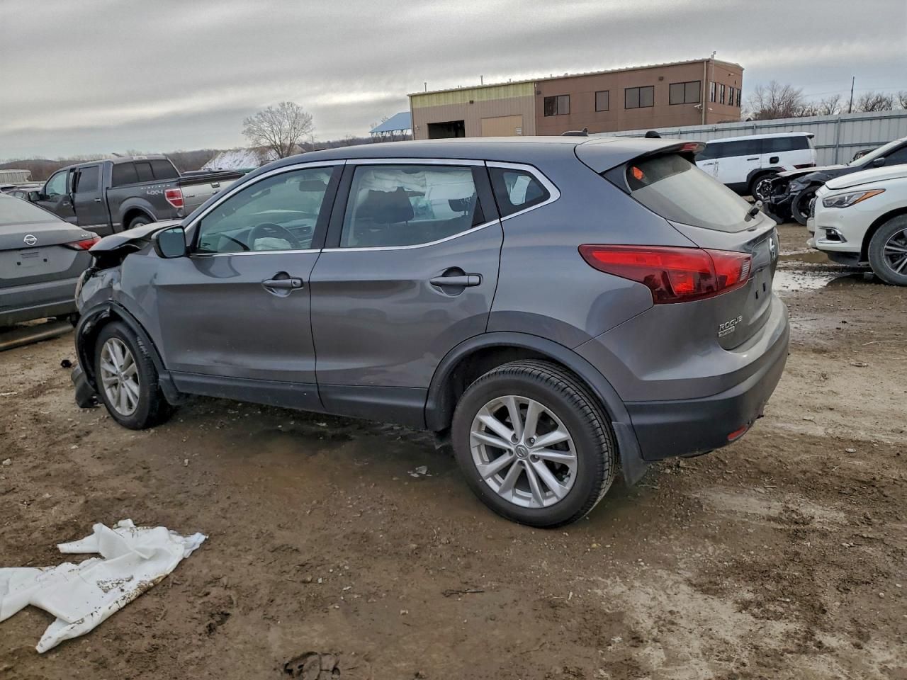 2018 Nissan Rogue Sport s