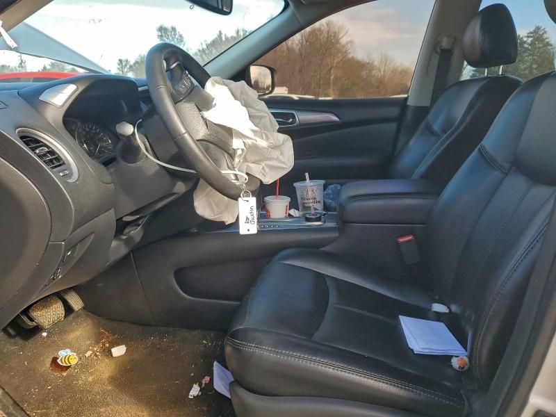 2019 Nissan Pathfinder s