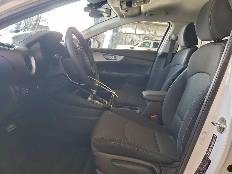 2024 KIA Forte lx
