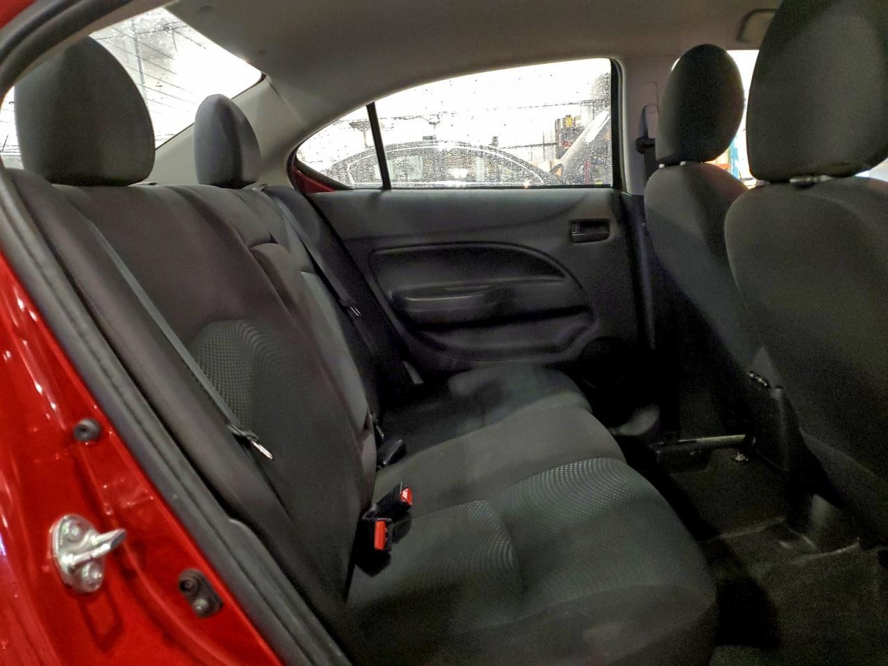 2018 Mitsubishi Mirage G4 es