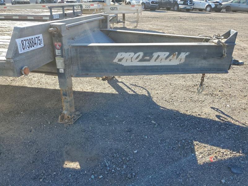 2006 Trailers 2006 pro Trak Equipment Trailer