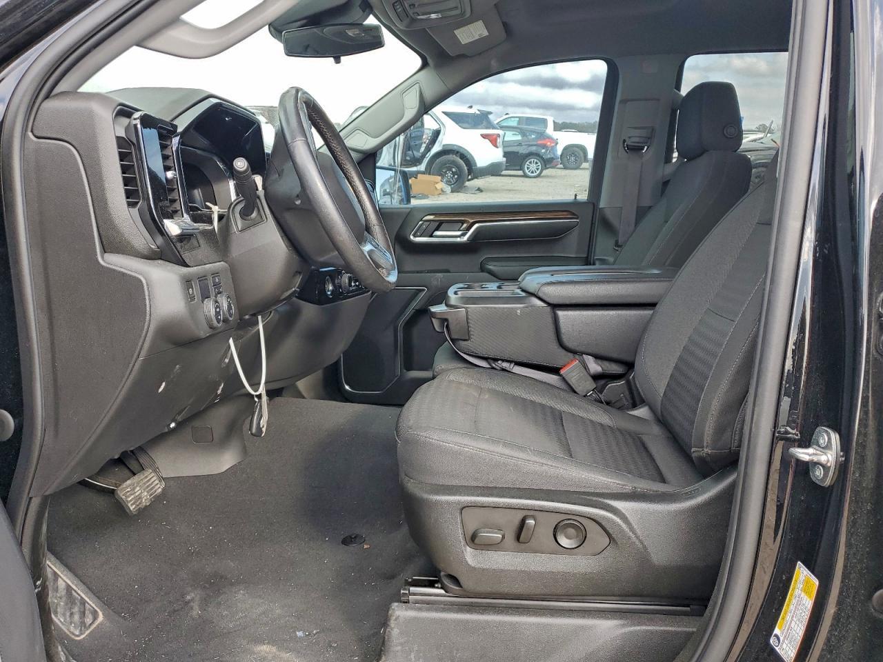 2022 Chevrolet Silverado C1500 lt