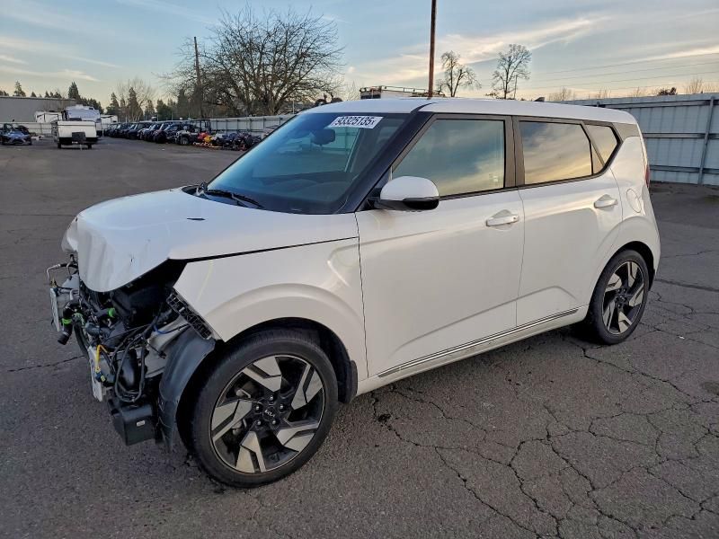 2023 KIA Soul gt Line