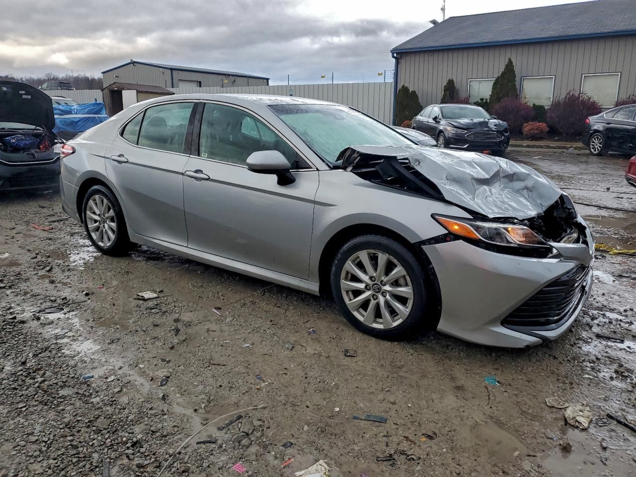 2020 Toyota Camry le