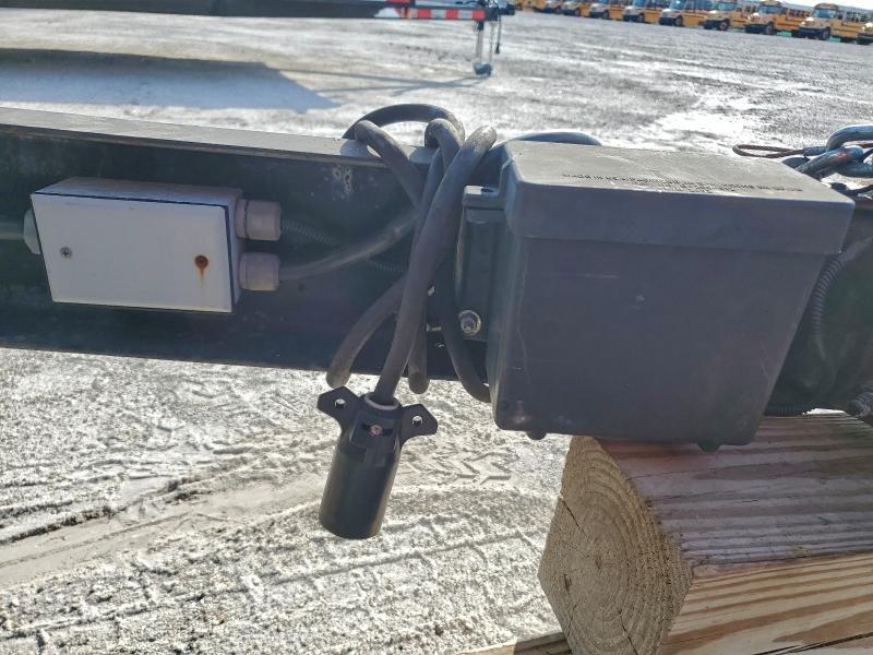 2005 Hmad 2005 MYY5 Trailer MODEL: 18