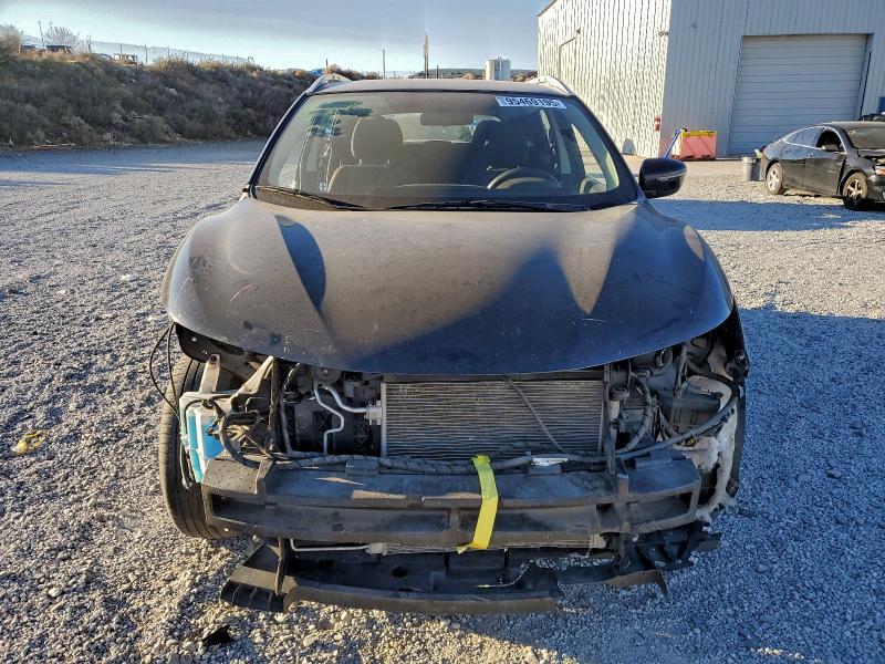 2017 Nissan Rogue Sport s