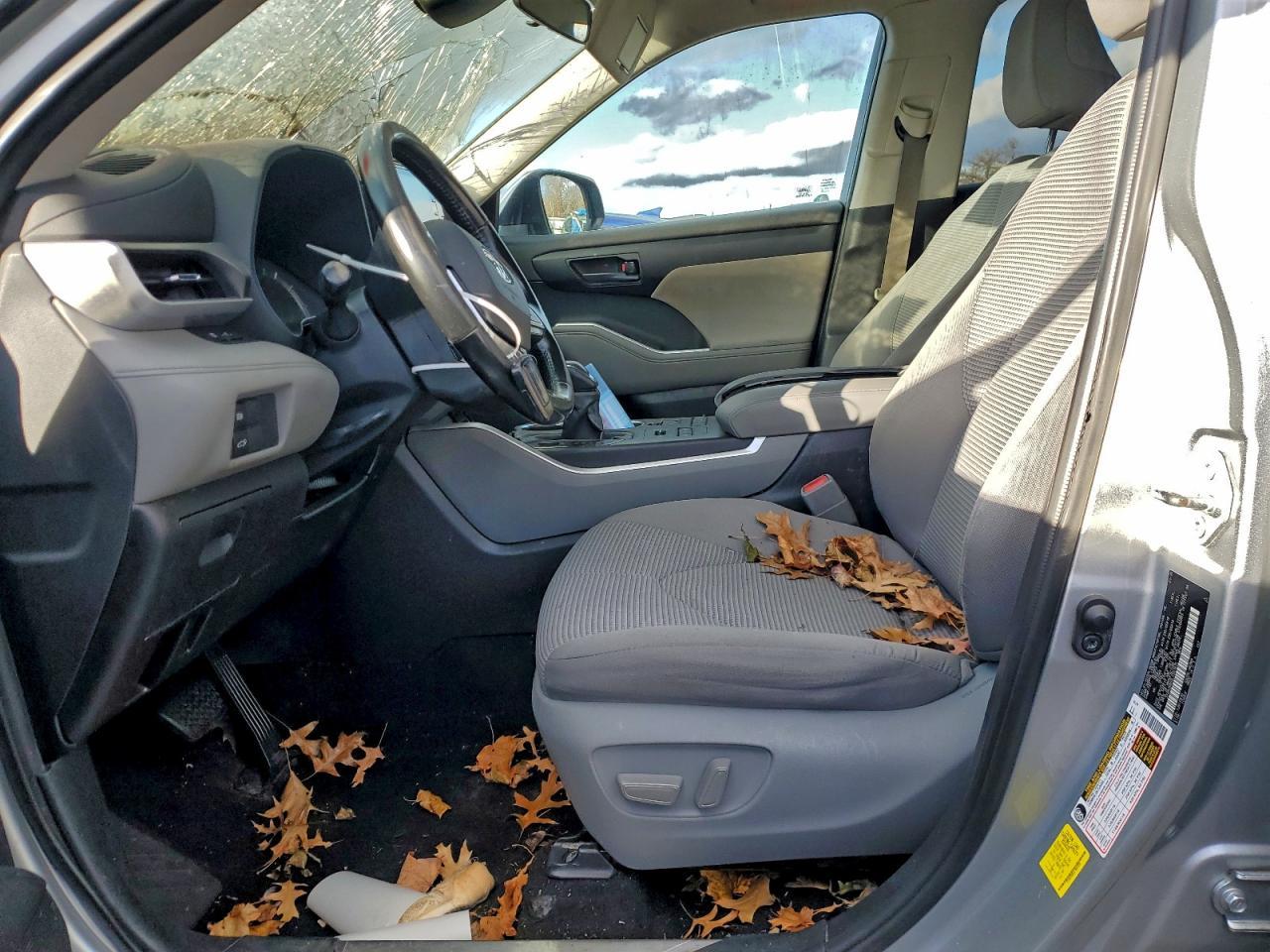 2020 Toyota Highlander l