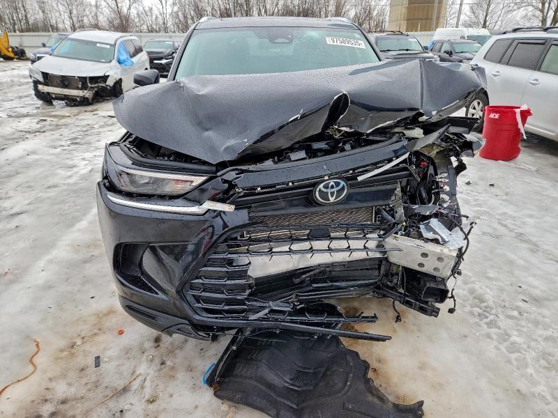 2025 Toyota Grand Highlander le