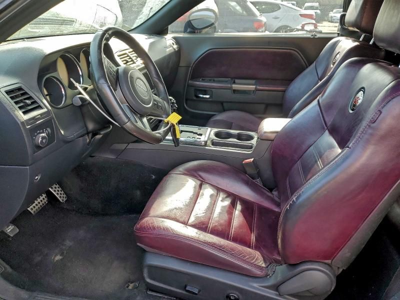 2014 Dodge Challenger sxt