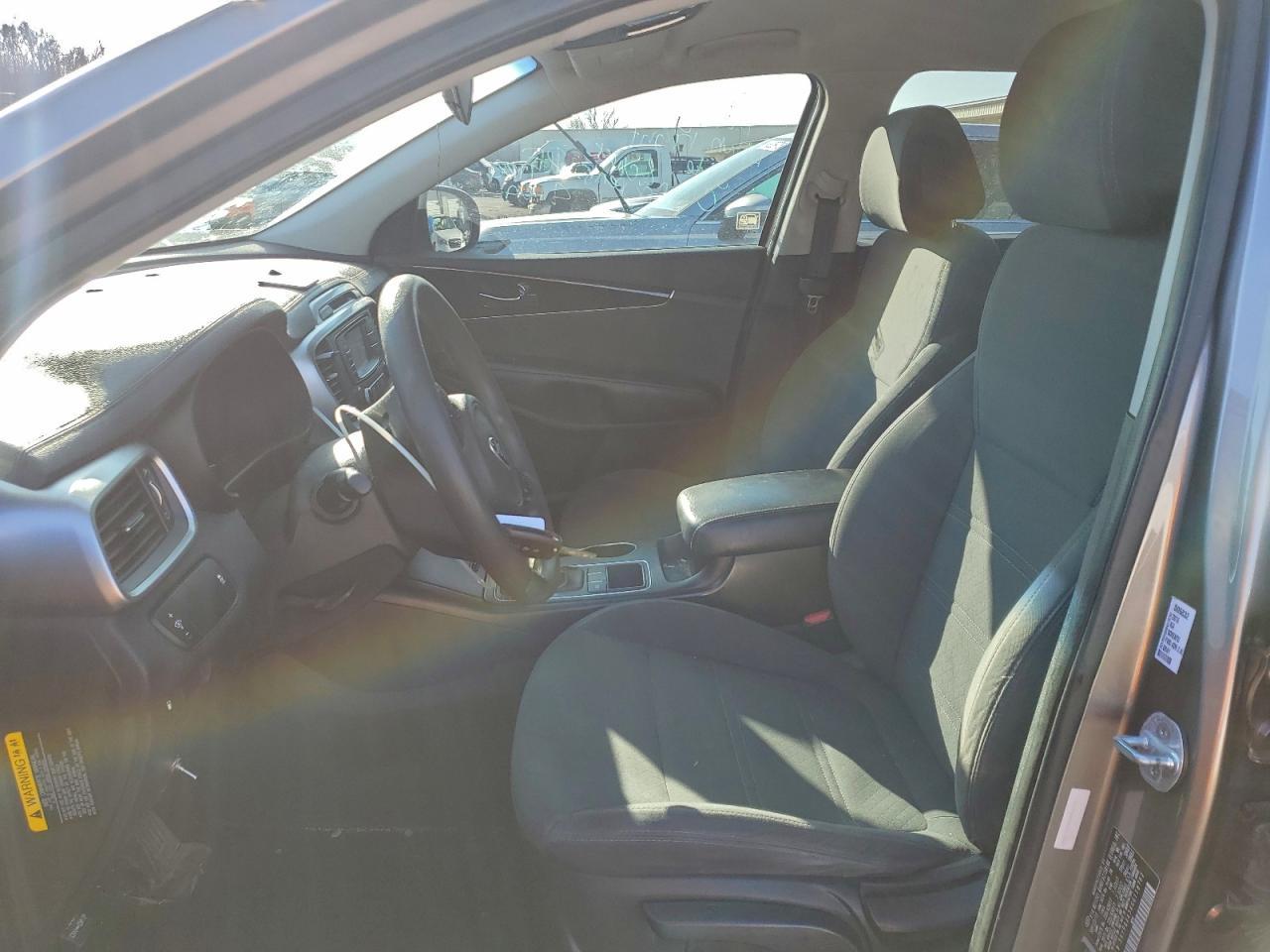 2016 KIA Sorento lx