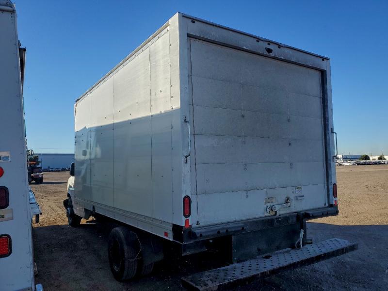 2019 GMC Savana CUT-BOX Truck