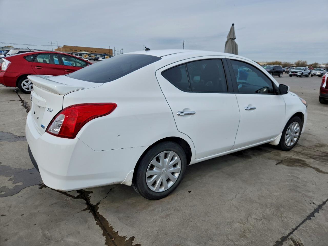 2016 Nissan Versa s