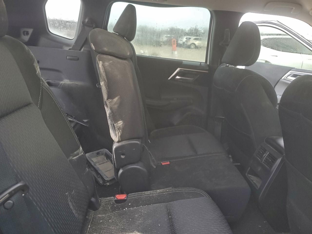 2022 Mitsubishi Outlander es