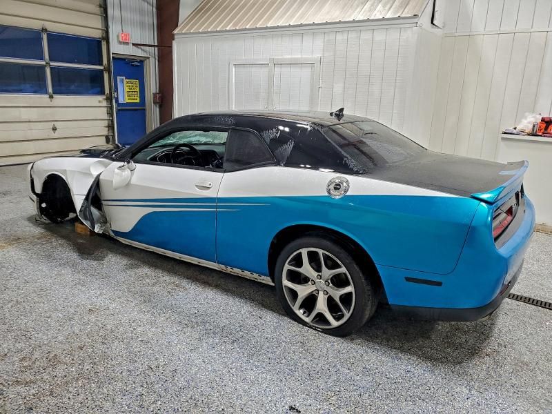 2016 Dodge Challenger sxt