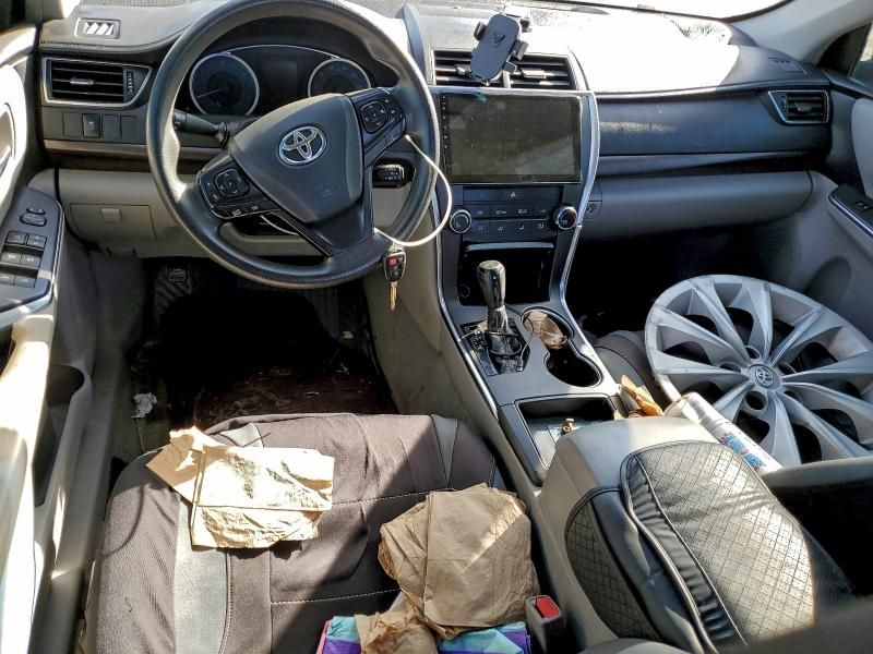 2017 Toyota Camry le