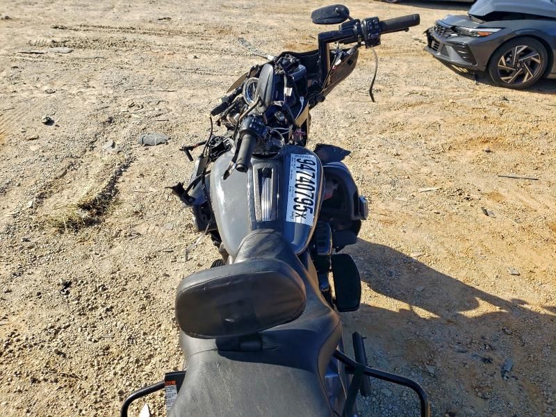 2022 Harley-Davidson Flhtk