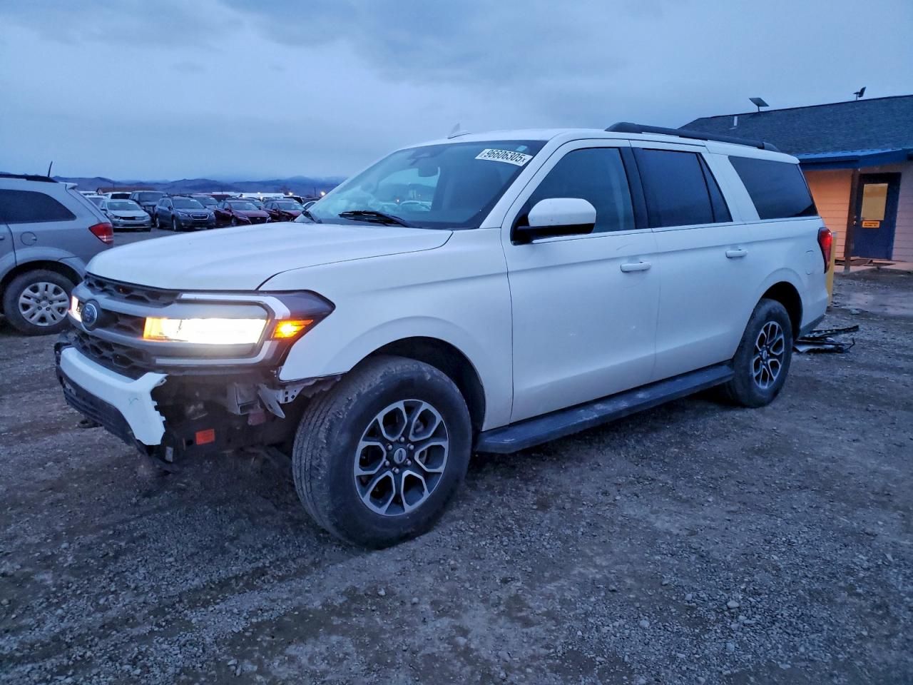 2023 Ford Expedition max xlt