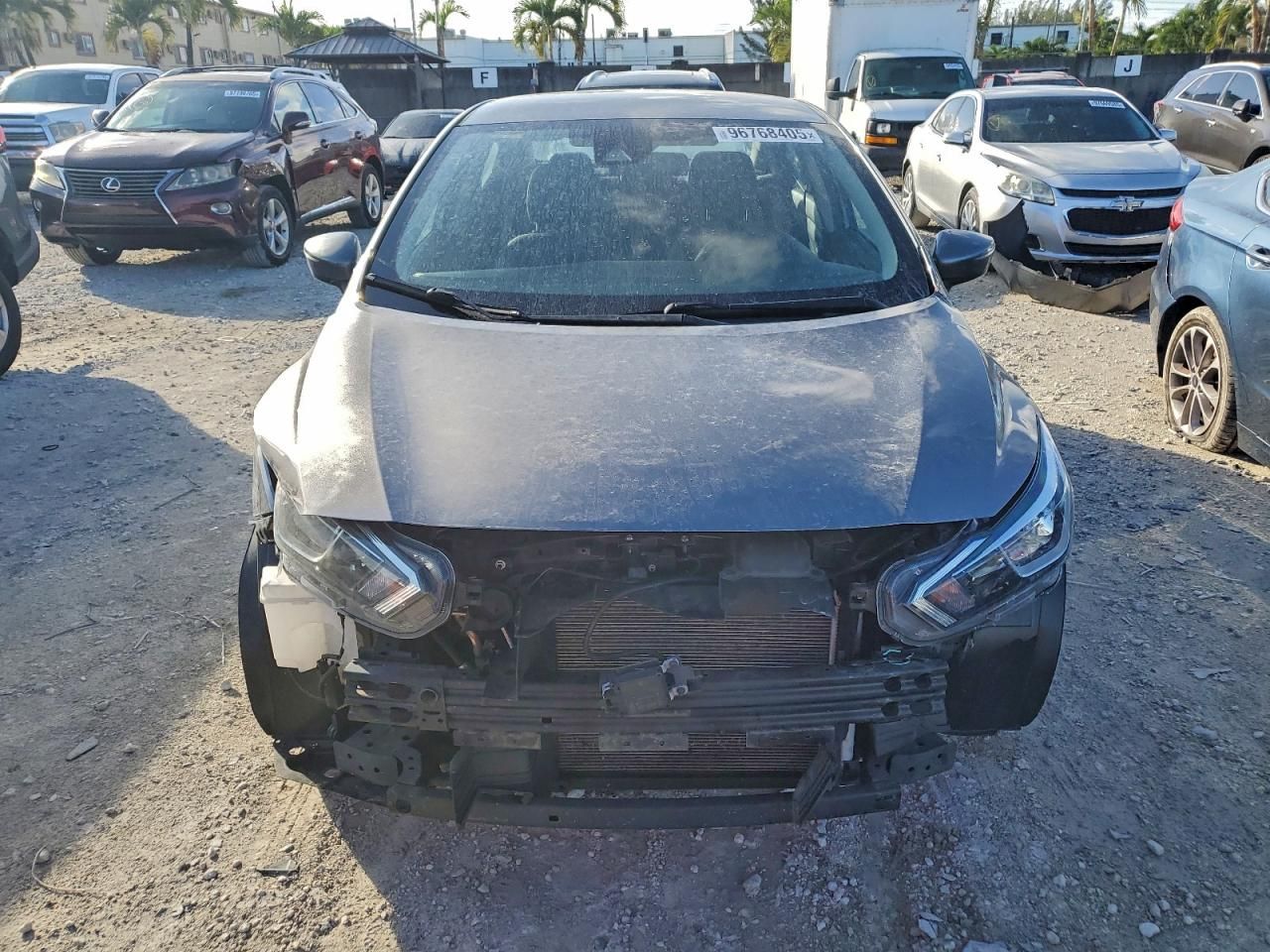 2021 Nissan Versa sv