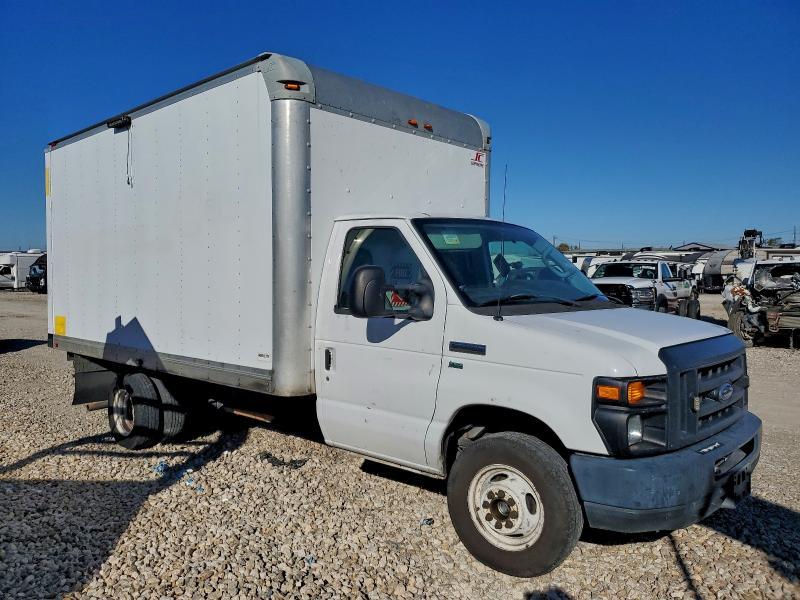 2013 Ford E350 BOX Truck