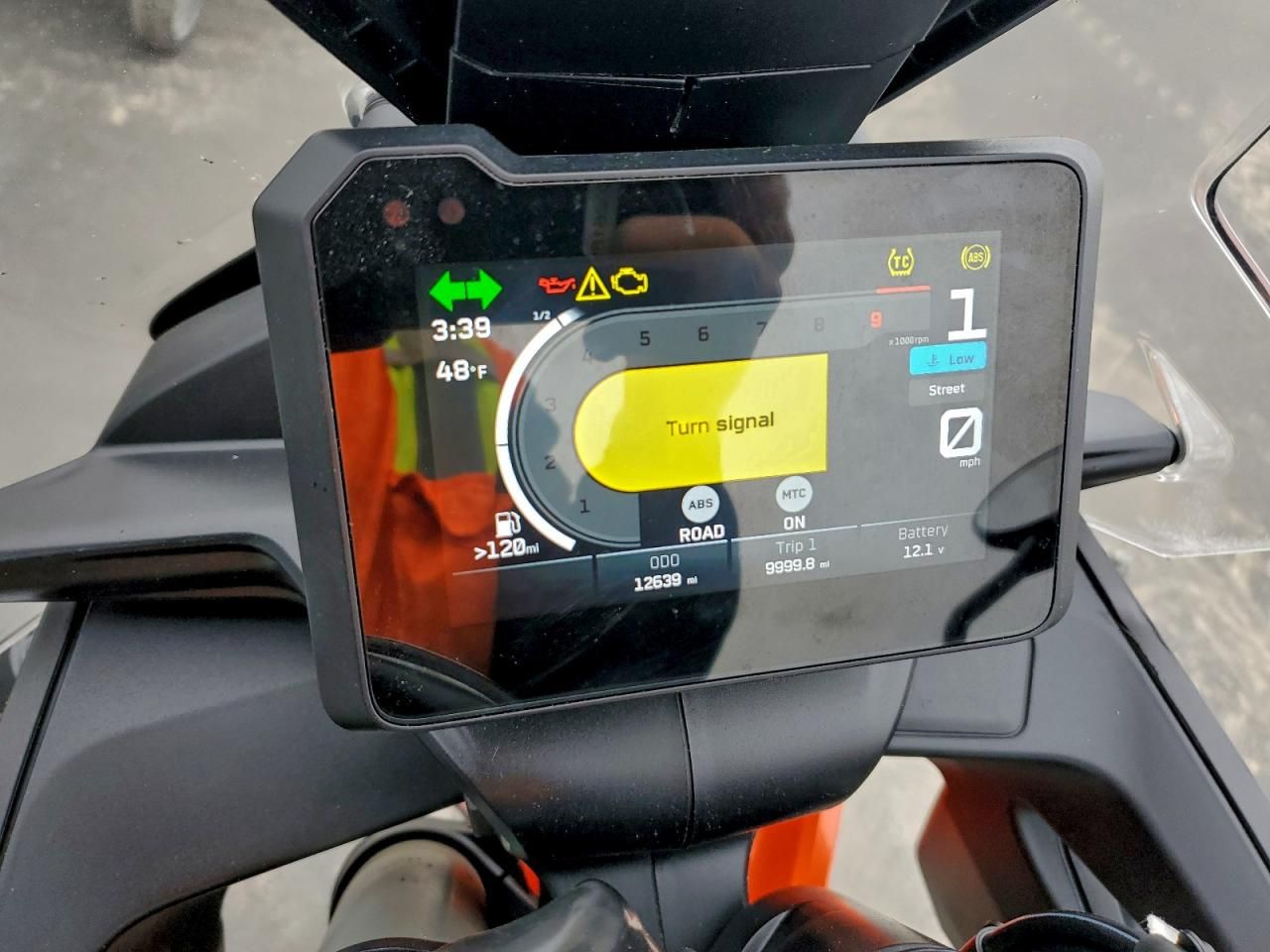 2023 KTM 890 Adventure R