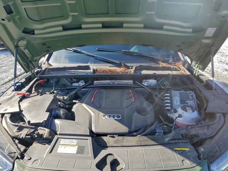 2022 Audi SQ5 Premium Plus