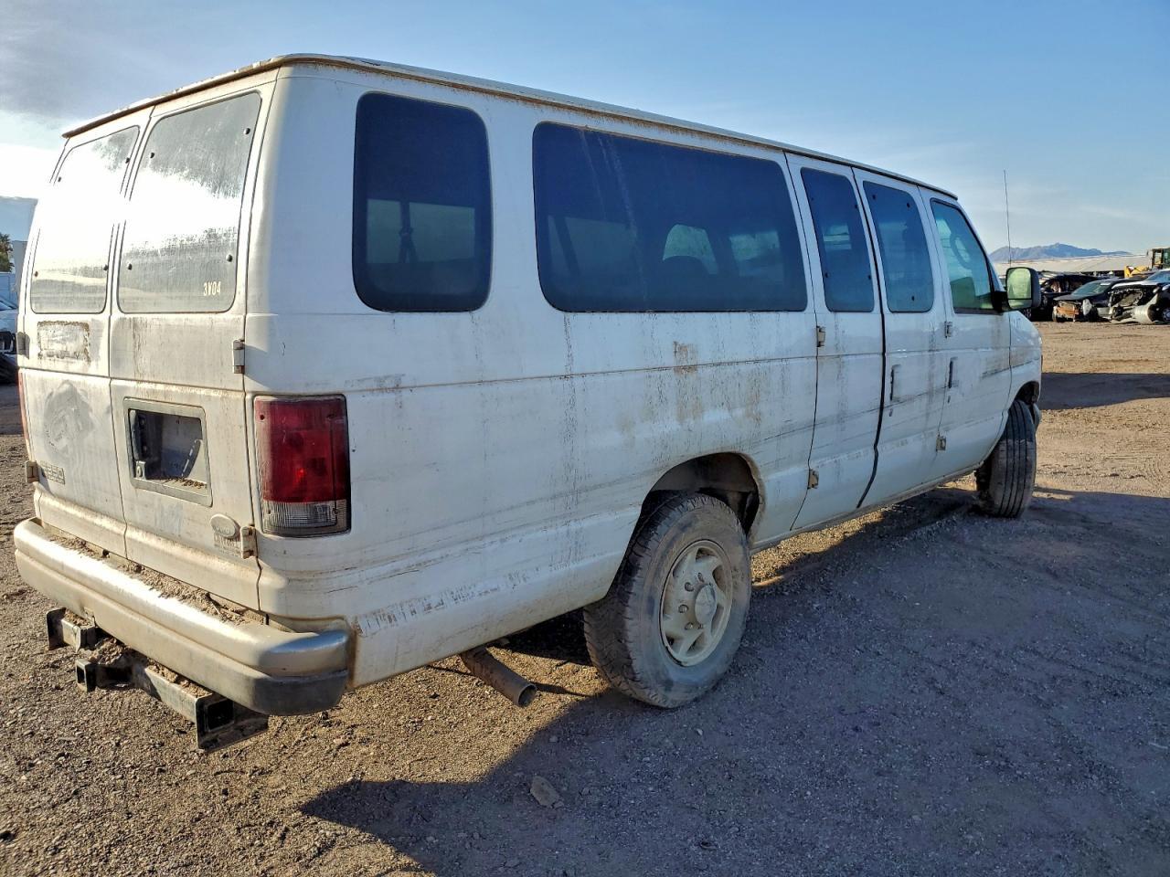 2003 Ford Econoline E350 Super Duty Wagon