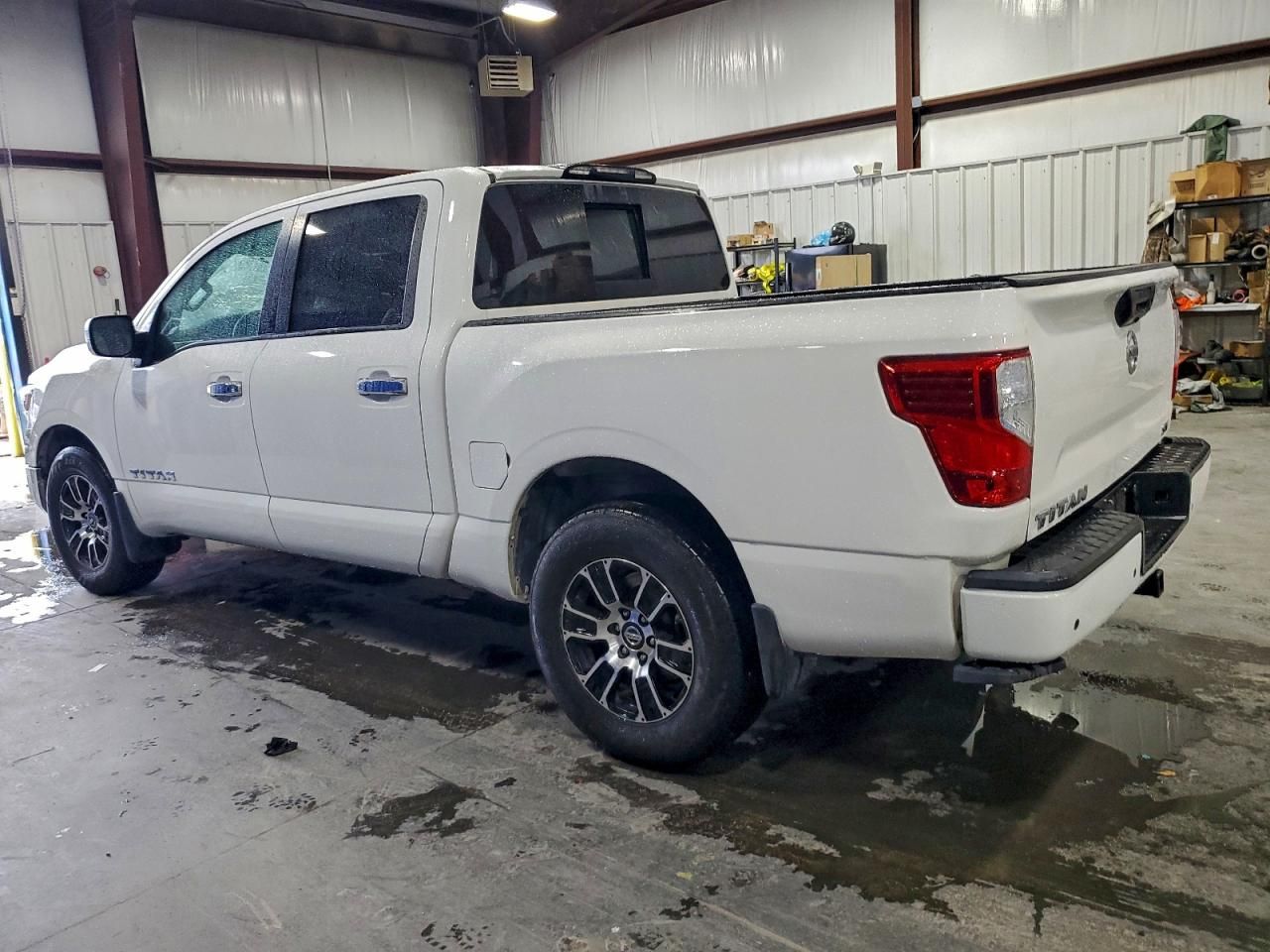 2021 Nissan Titan sv