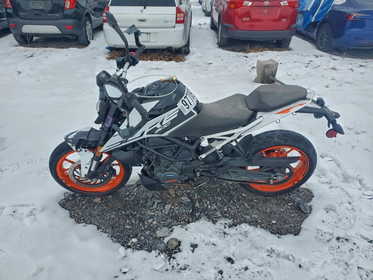 2022 KTM 200 Duke