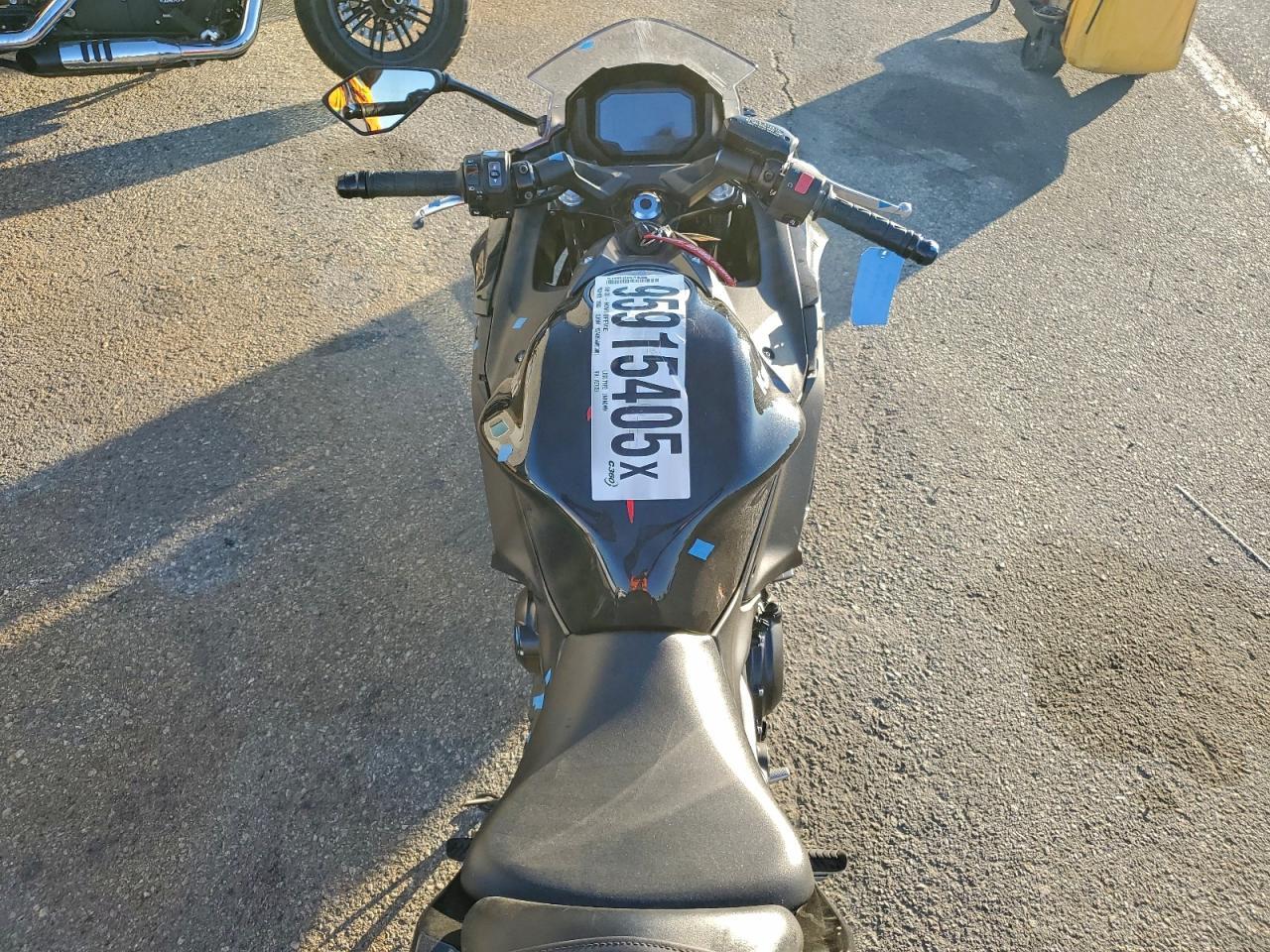 2025 Kawasaki EX650 R