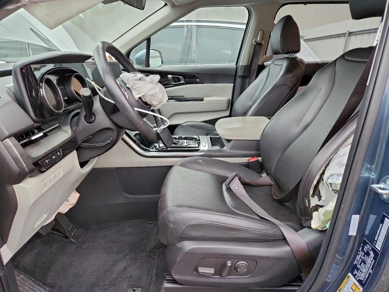 2024 KIA Carnival ex