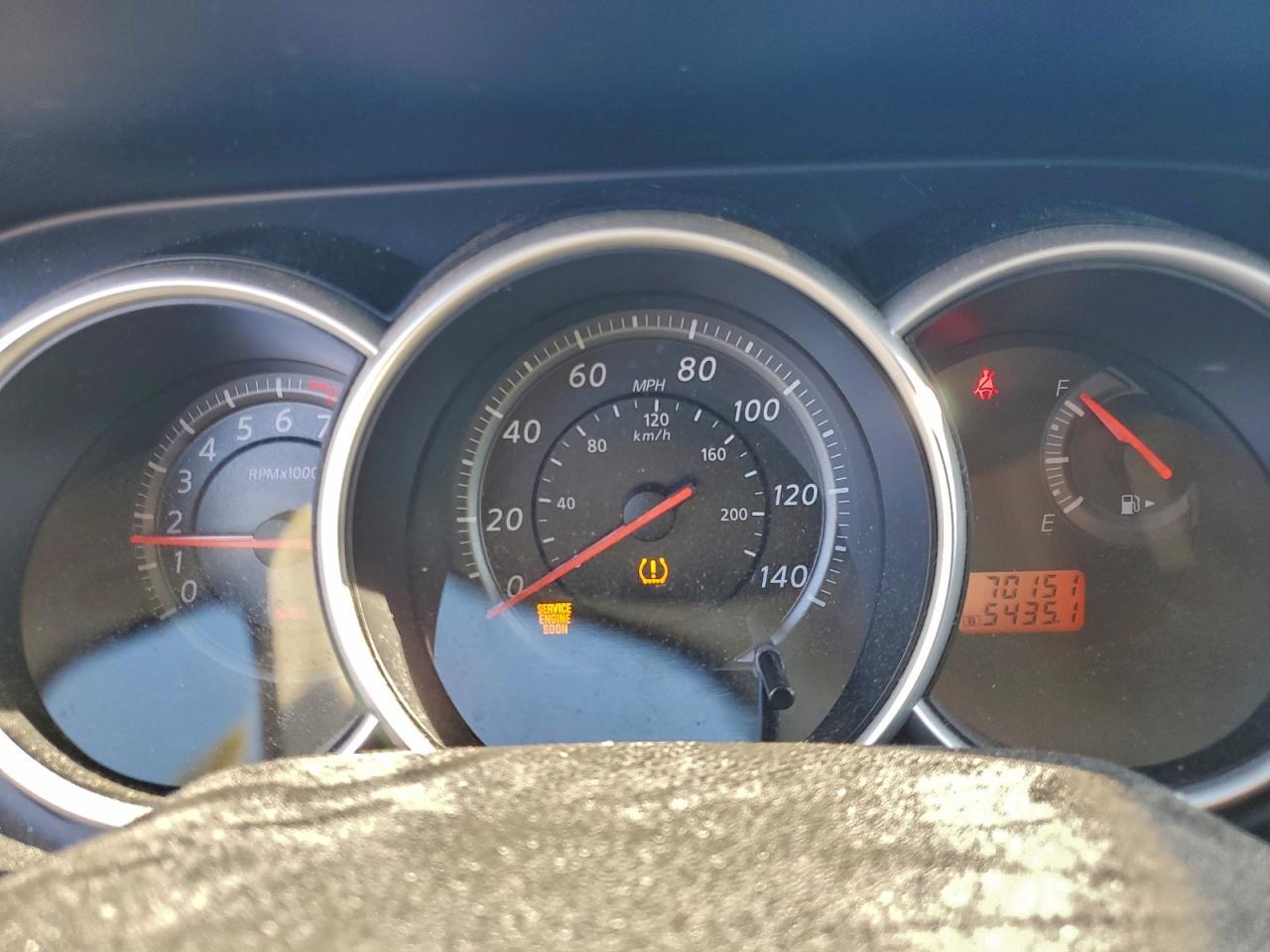 2012 Nissan Versa s