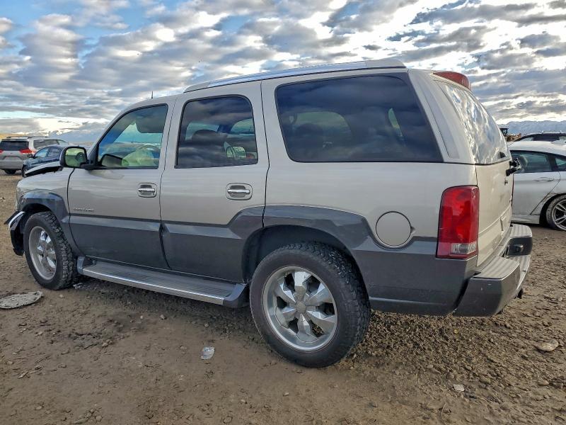 2005 Cadillac Escalade Luxury