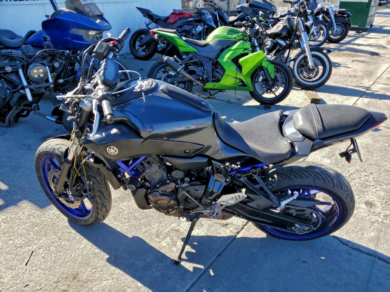 2015 Yama FZ07